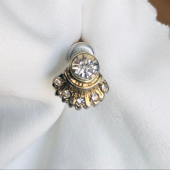 Earrings with fan detail - Picture 2 of 4